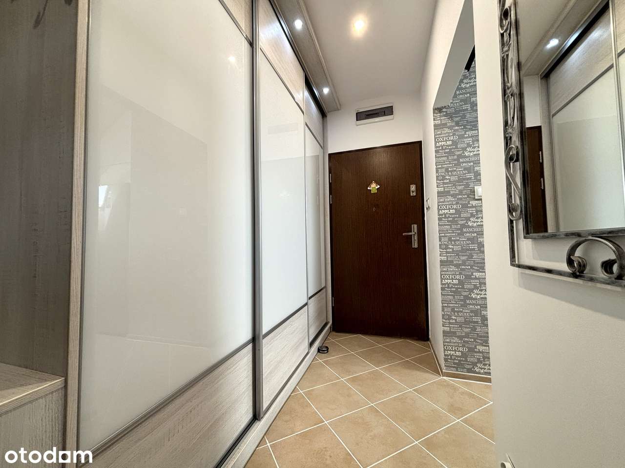 Komfortowe dwustronne mieszkanie o pow.44,07m2 na osiedlu Solno-10