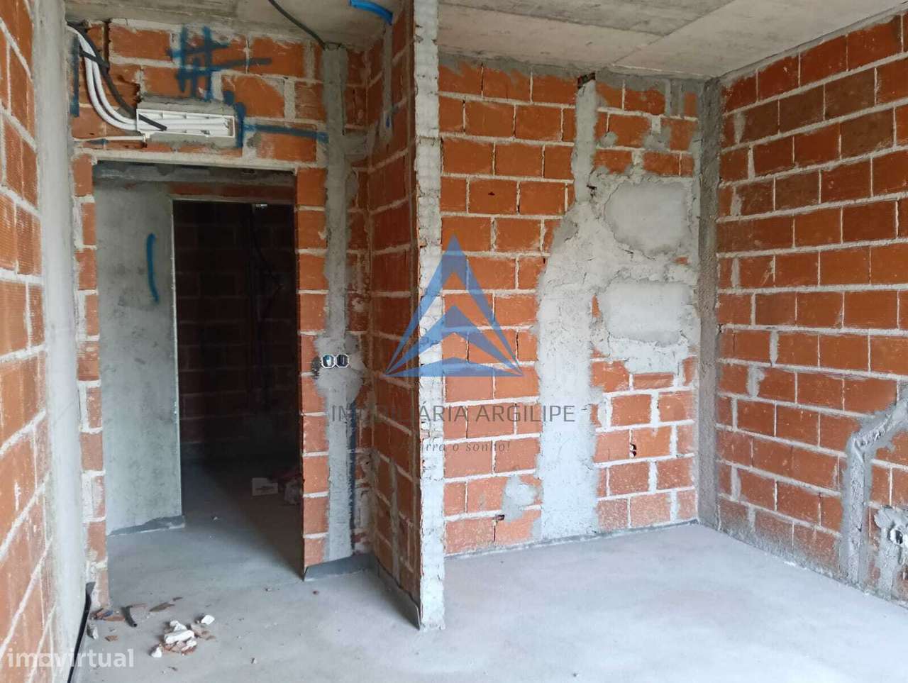 Apartamento T2 - Urbanização Casal Monteiro - Pombal-24