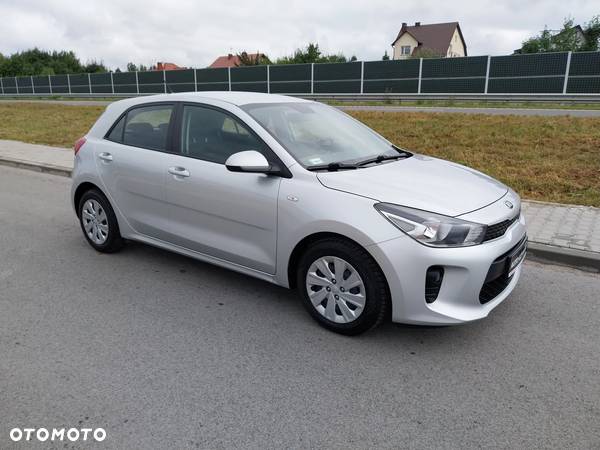 Kia Rio 1.2 L - 25