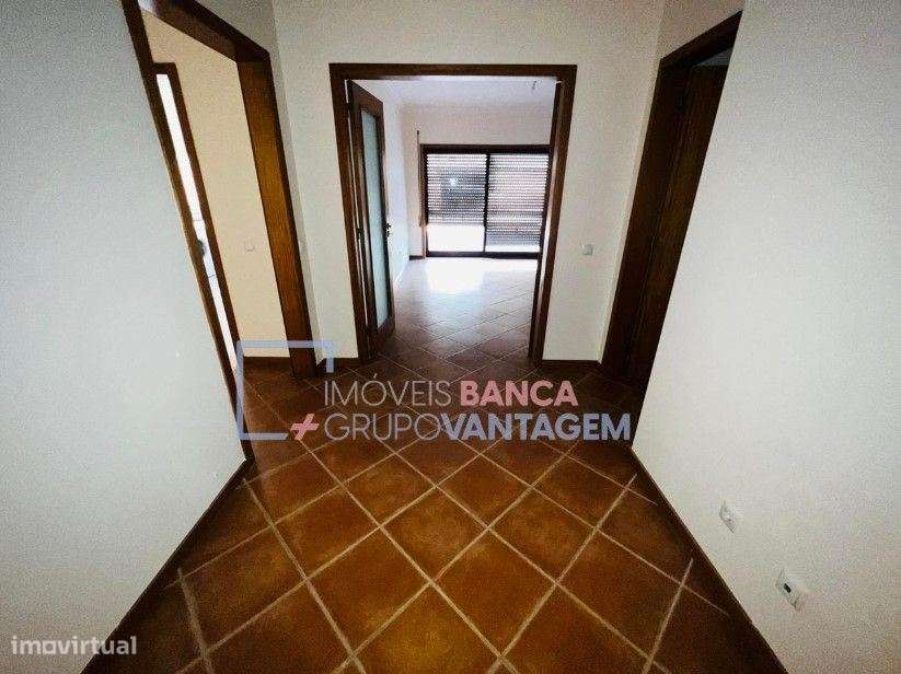 Apartamento T3 de 157 m² em Oliveira de Azeméis  Excelente localiza... - Grande imagem: 2/13