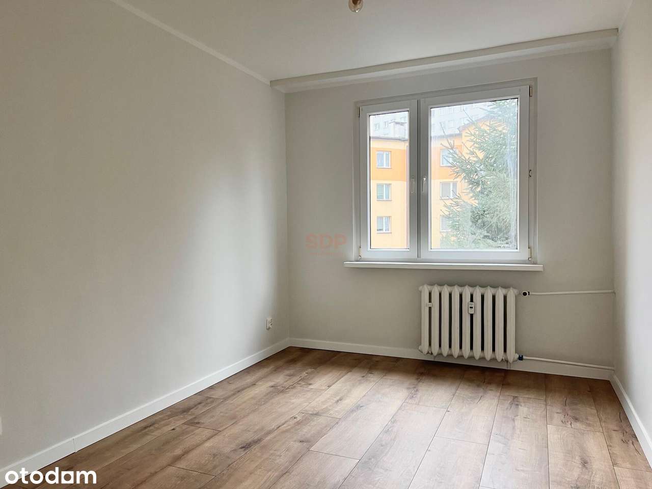 DWA POKOJE / LOGGIA / DUŻA PIWNICA / PO GENERALNYM REMONCIE - Pełny obrazek: 2/8