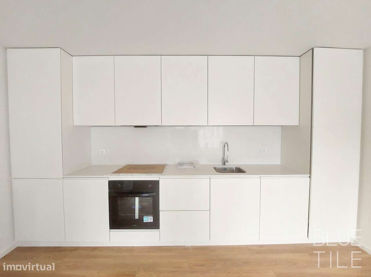 Apartamento T1 - voltado para o parque do Covelo, com lugar de garagem-7