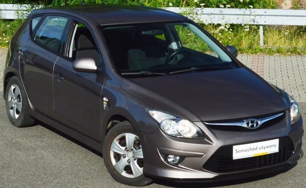 Hyundai i30 I (2007-2012) 1.4 Base 2012