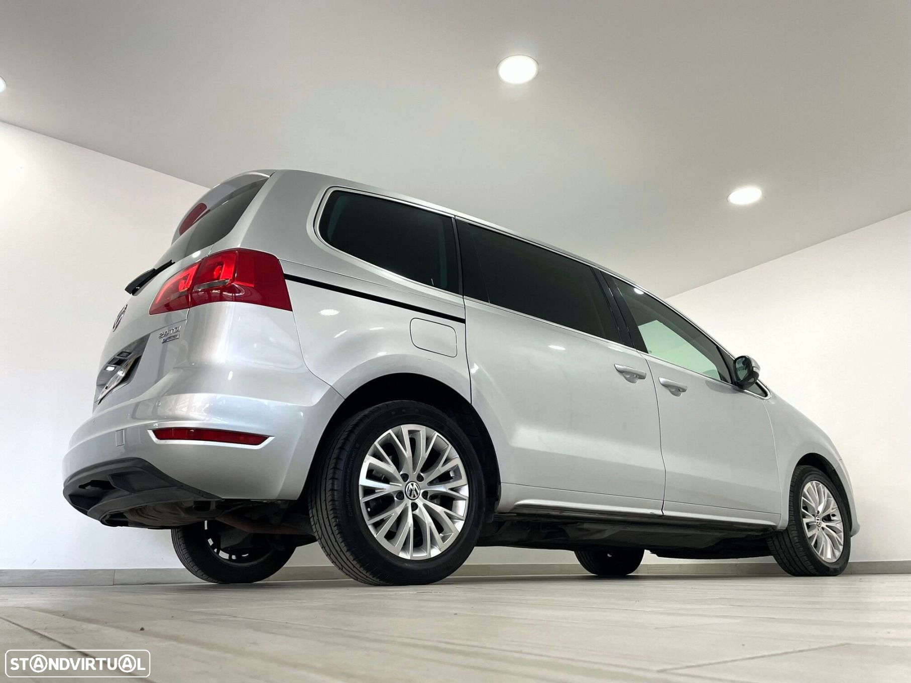 VW Sharan 2.0 TDI Highline DSG - 19