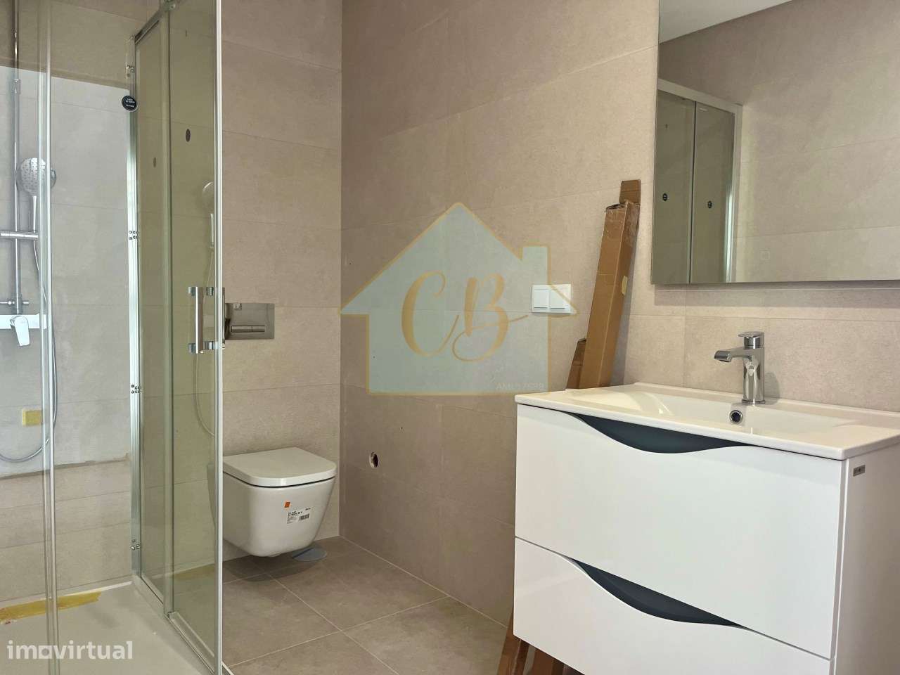 Moradia T4 Exclusiva em Santa Cruz – Faça do Mar o seu Vizinho-26