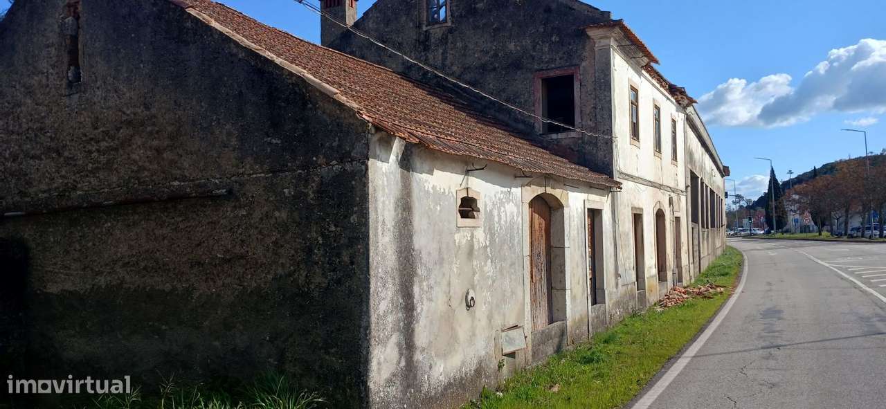 Grande área em Sabacheira, Tomar junto à Estação de Fátima com ca - Grande imagem: 3/23