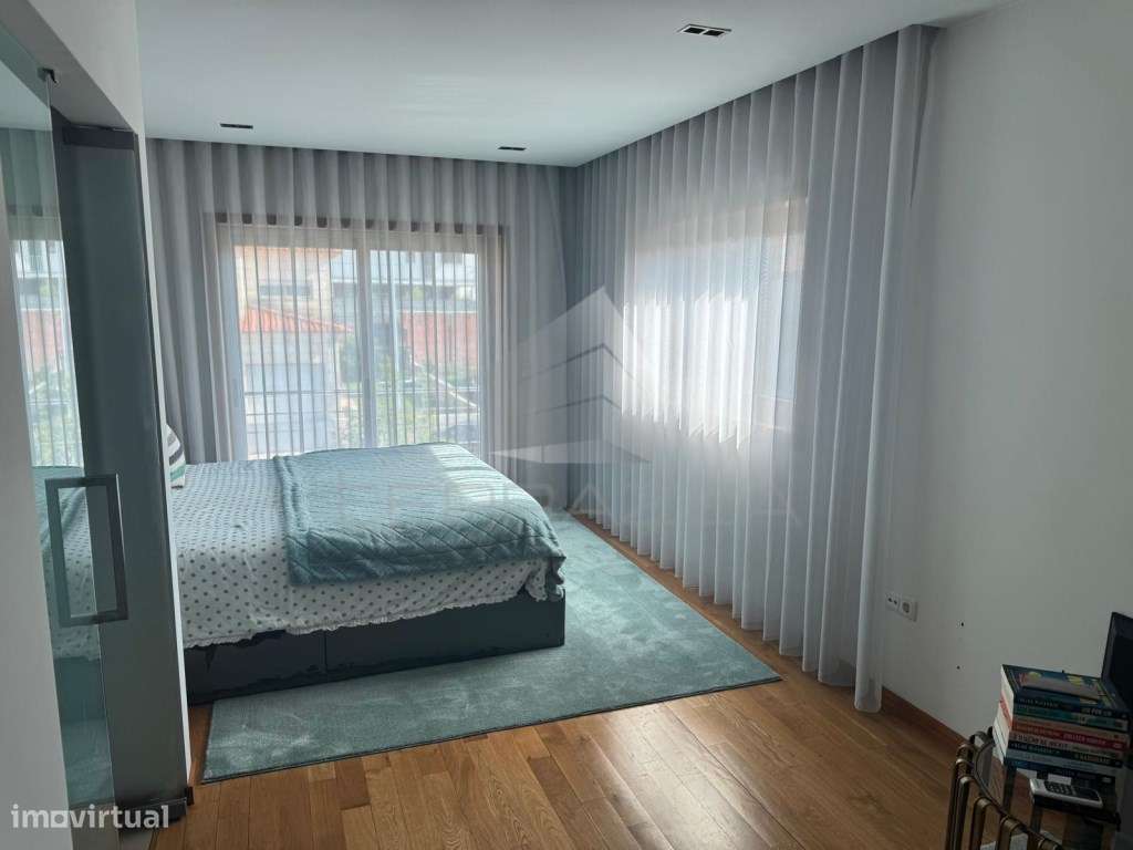 MORADIA V4 COM PISCINA - VILA NOVA DE FAMALICÃO-21