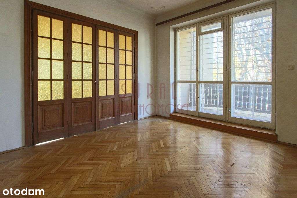 przy Placu Henkla/klimat/kamienica z lat 30.-5