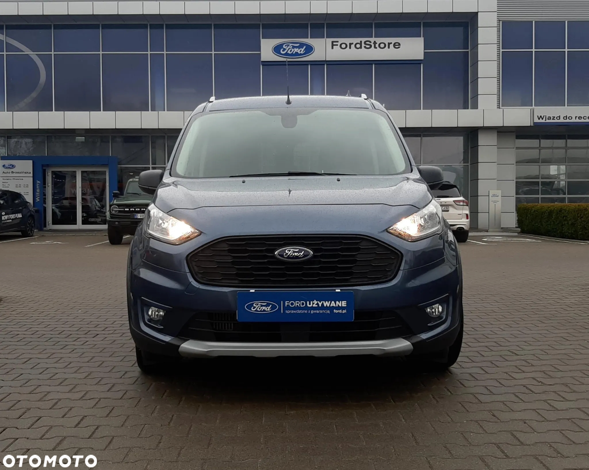 Ford Transit Connect - 25