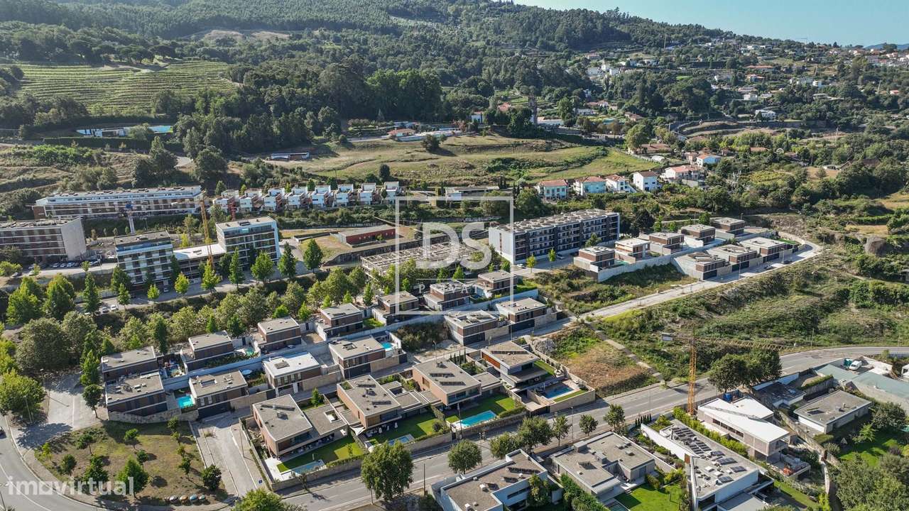 Imovel de luxo - Freguesia de Costa, Guimarães.-8