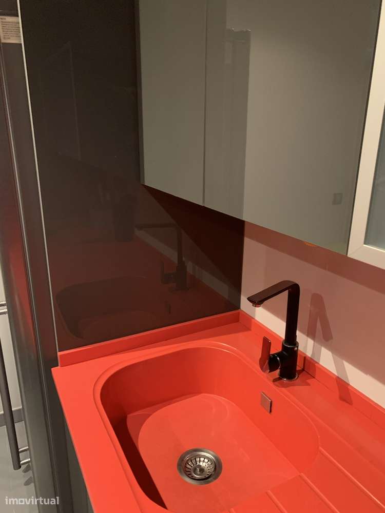 Arrenda-se apartamento T2 na Urb. Quinta D. João - Grande imagem: 4/10