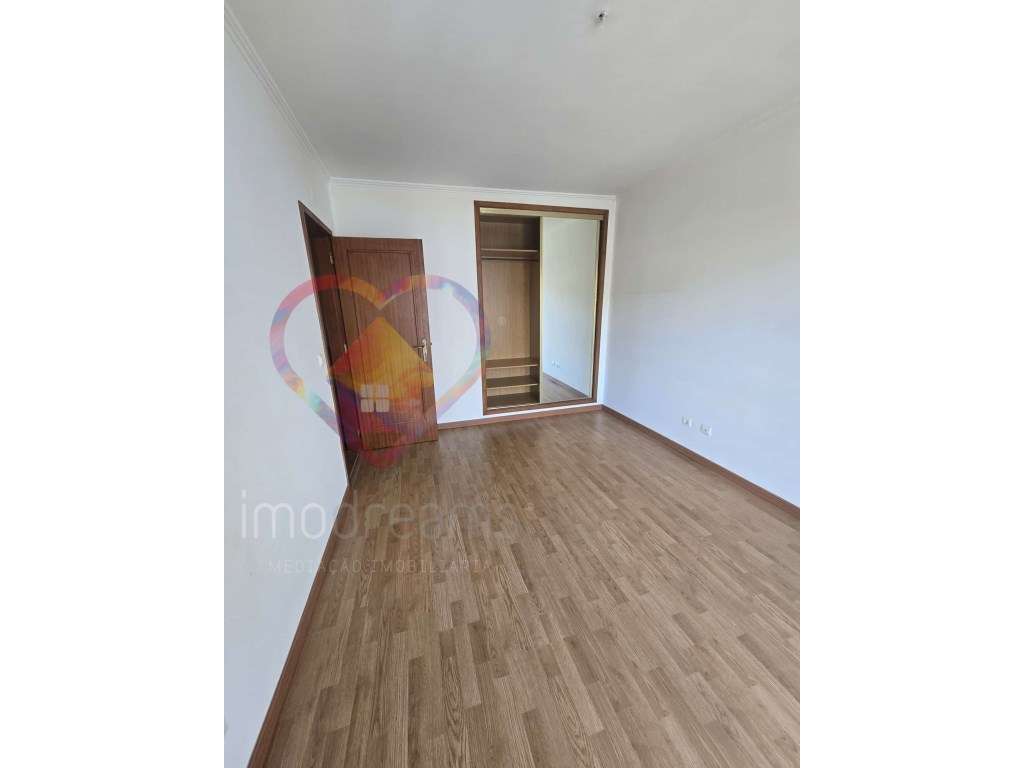 Apartamento T3 em Bom Retiro - Vila Franca de Xira-6