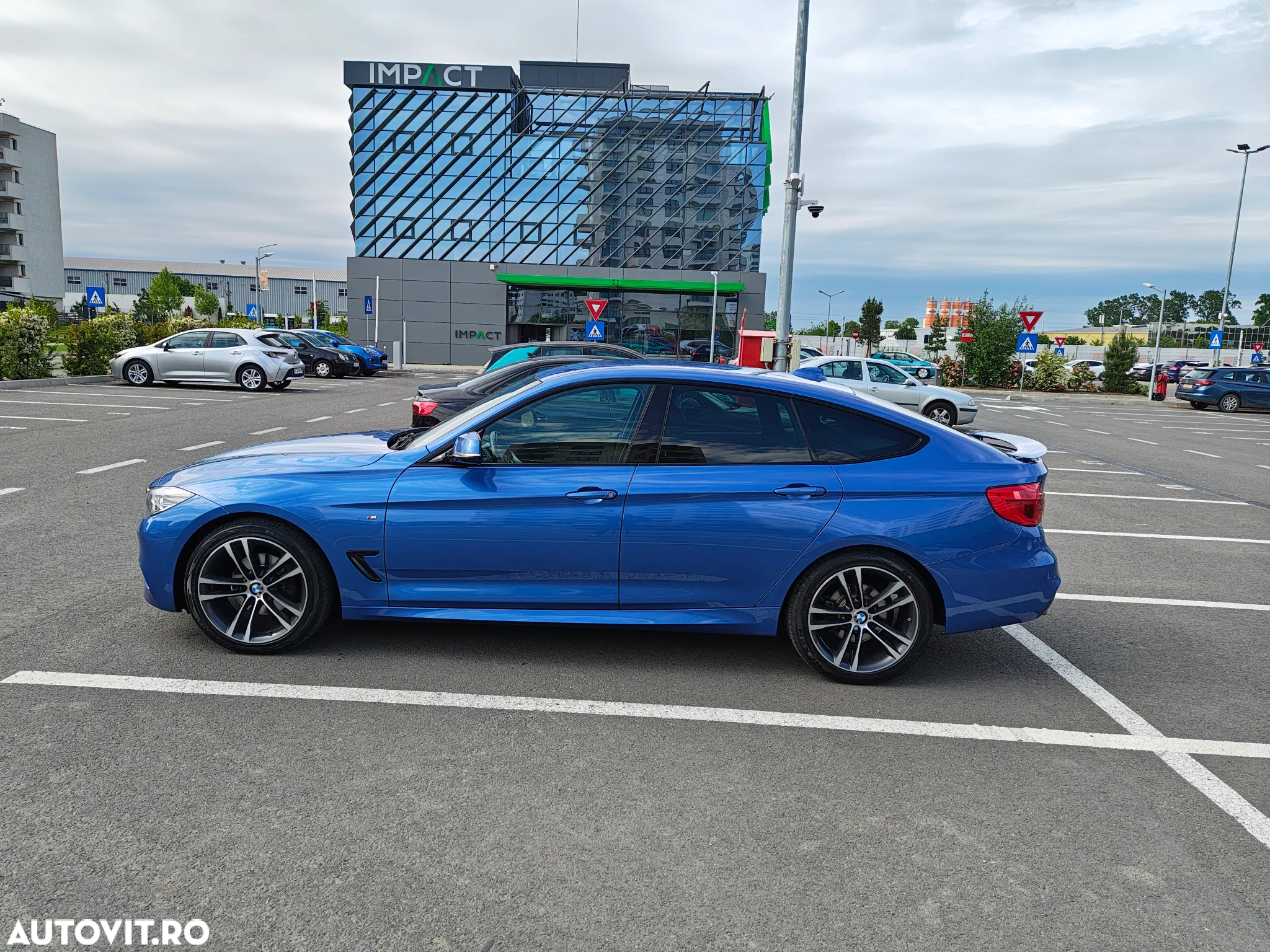 BMW Seria 3 320d GT xDrive AT - 4