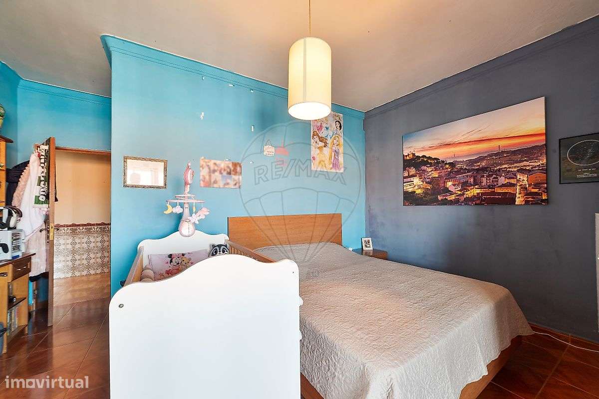Apartamento T2 para venda na Cruz de Pau, Amora.-15