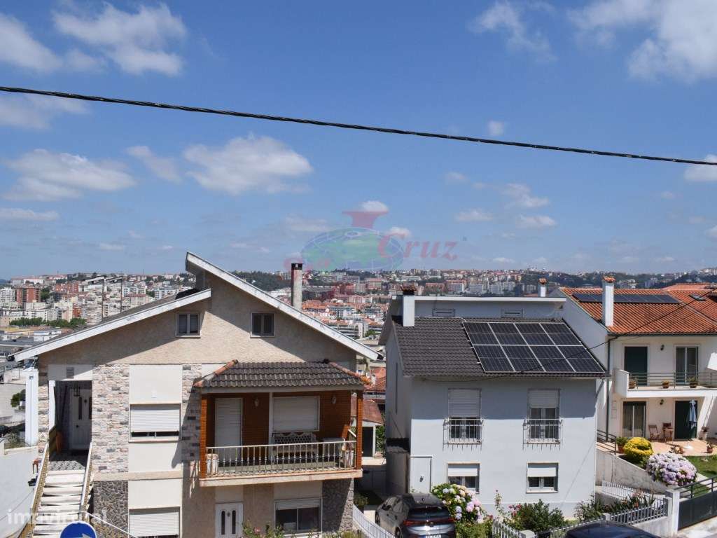 Apartamento T3 + Sótão Dividido - Pinhal de Marrocos-13