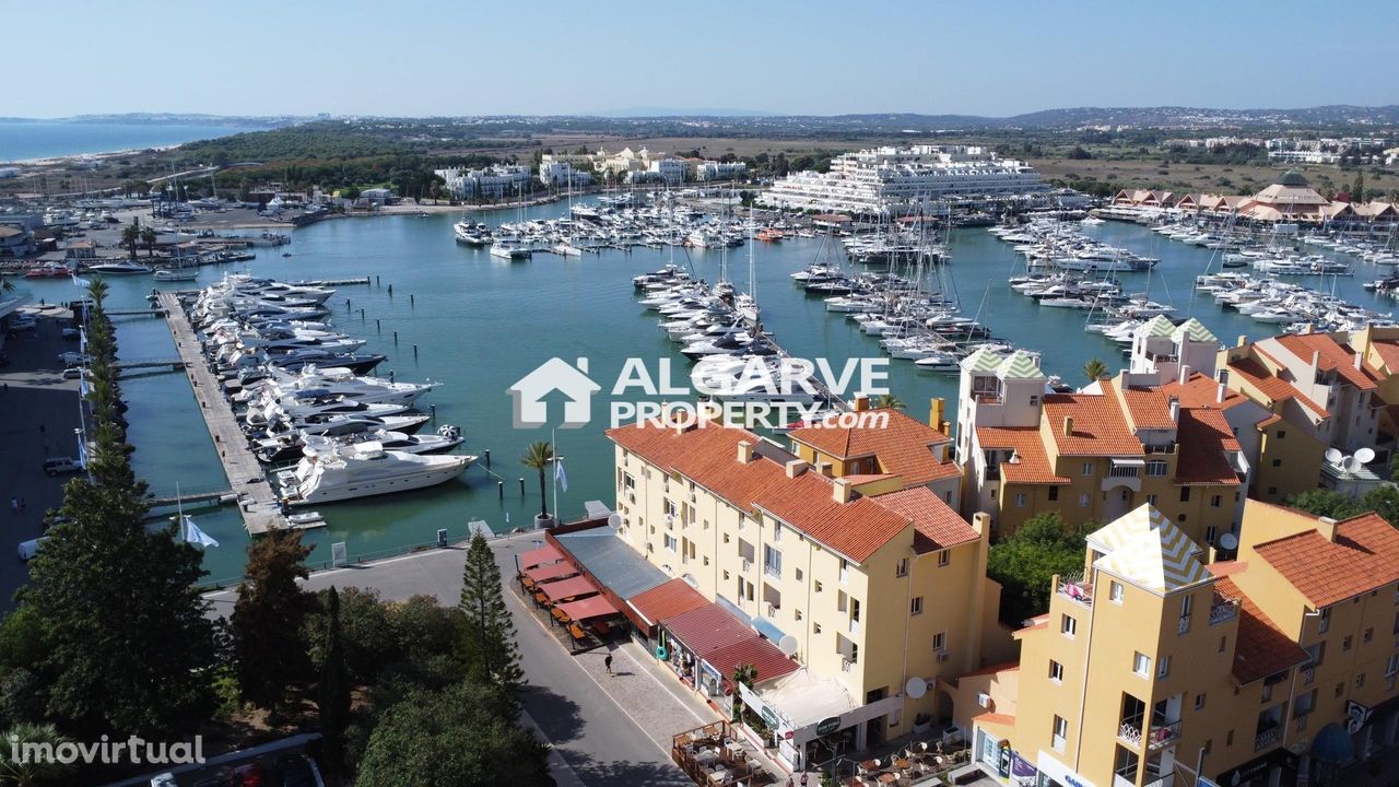 Luxuoso Apartamento T2 na Marina de Vilamoura, Algarve