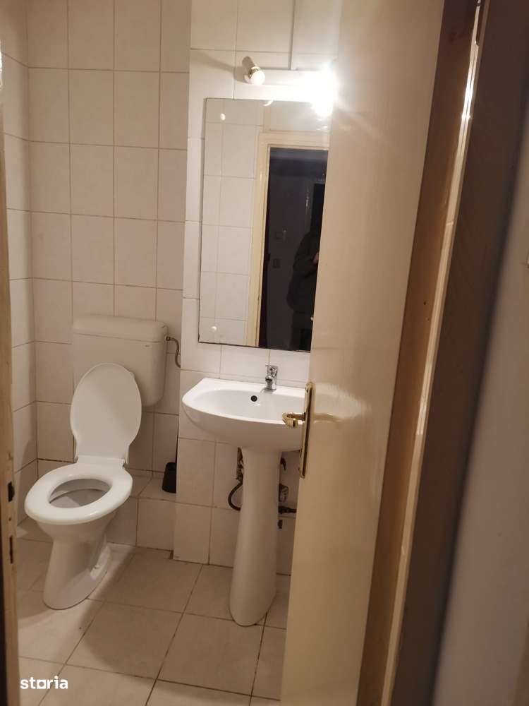 Inchiriez apartament cu 3 camere pe Str.Carpatilor 45 COMISION 0 - Imagine principală: 4/7