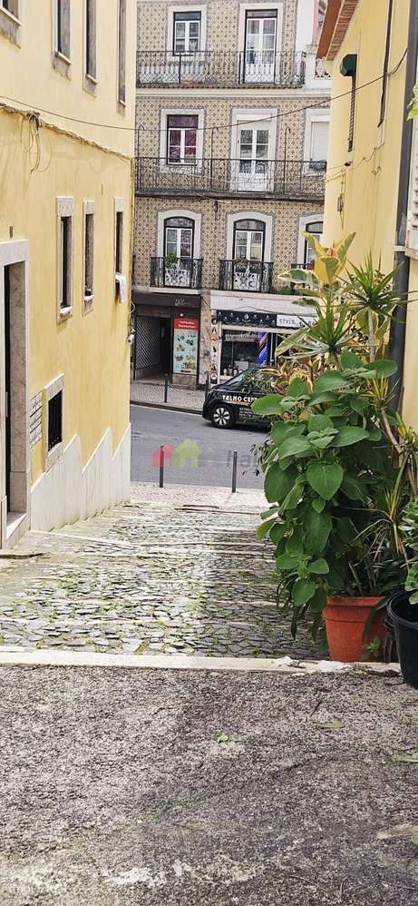 T1 para Remodelação Total | Alcântara | 45 m2-24