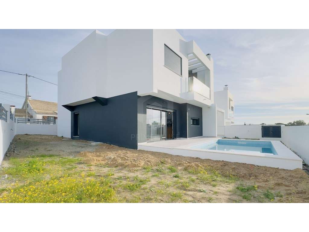 Moradia T4 com piscina - Quintinhas-39