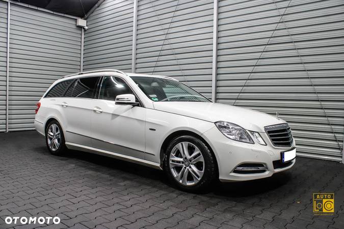 Mercedes-Benz Klasa E 200 T BlueEFFICIENCY 7G-TRONIC Avantgarde - 6