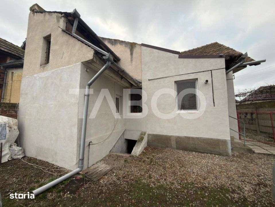 Casa individuala pretabila spatiu comercial teren 400 mp Piata Cluj - Imagine principală: 5/16