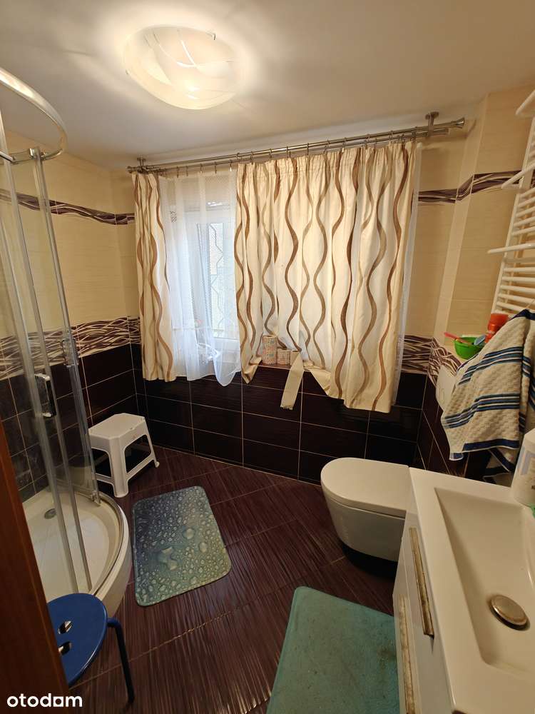 Dom + budynek mieszkalny w centrum Kobyłki. Pod mieszkania na wynajem-7