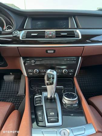 BMW 5GT 535d xDrive - 24