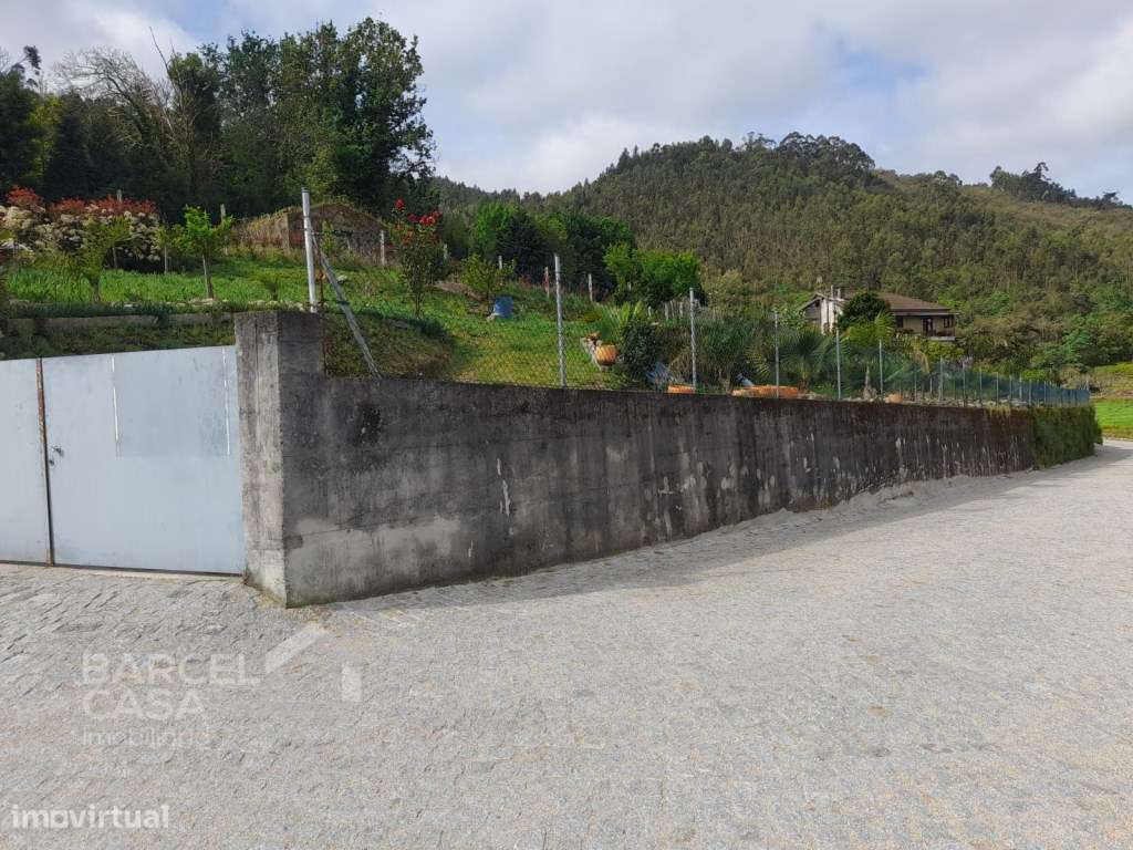 Terreno de construção em Encourados - Barcelos - Grande imagem: 2/19