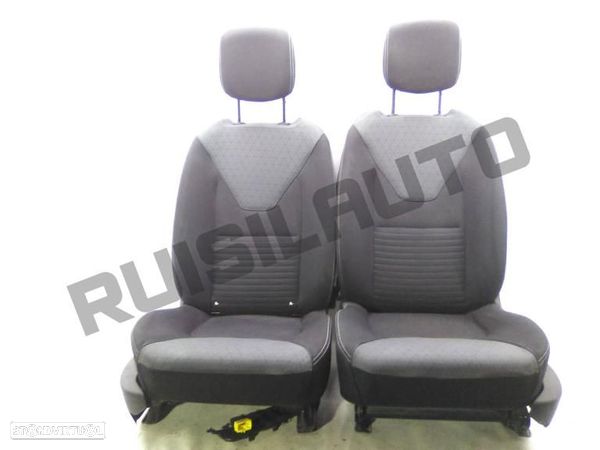 Conjunto Bancos Frente  Renault Clio Iv (bh_) [2018_2022] - 1