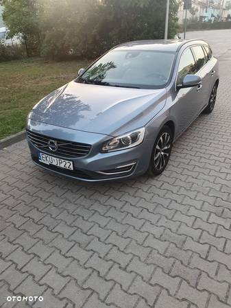 Volvo V60 D4 Drive-E Summum - 4