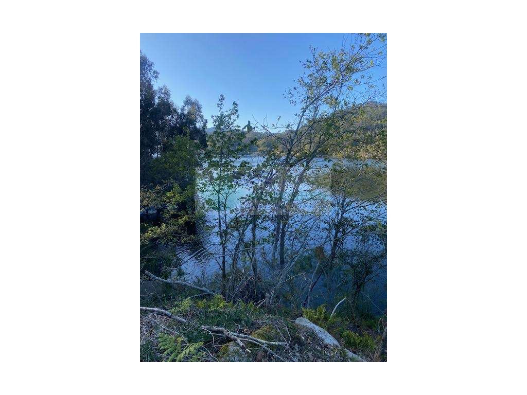 BELÍSSIMO TERRENO | FORNELO - Grande imagem: 3/18