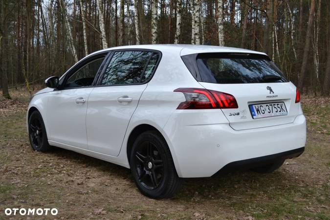 Peugeot 308 - 5