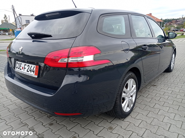 Peugeot 308 1.2 PureTech Allure S&S - 11