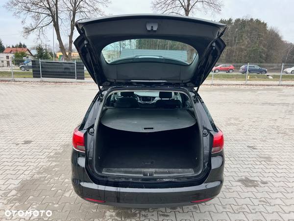 Opel Astra IV 1.6 CDTI Enjoy - 9