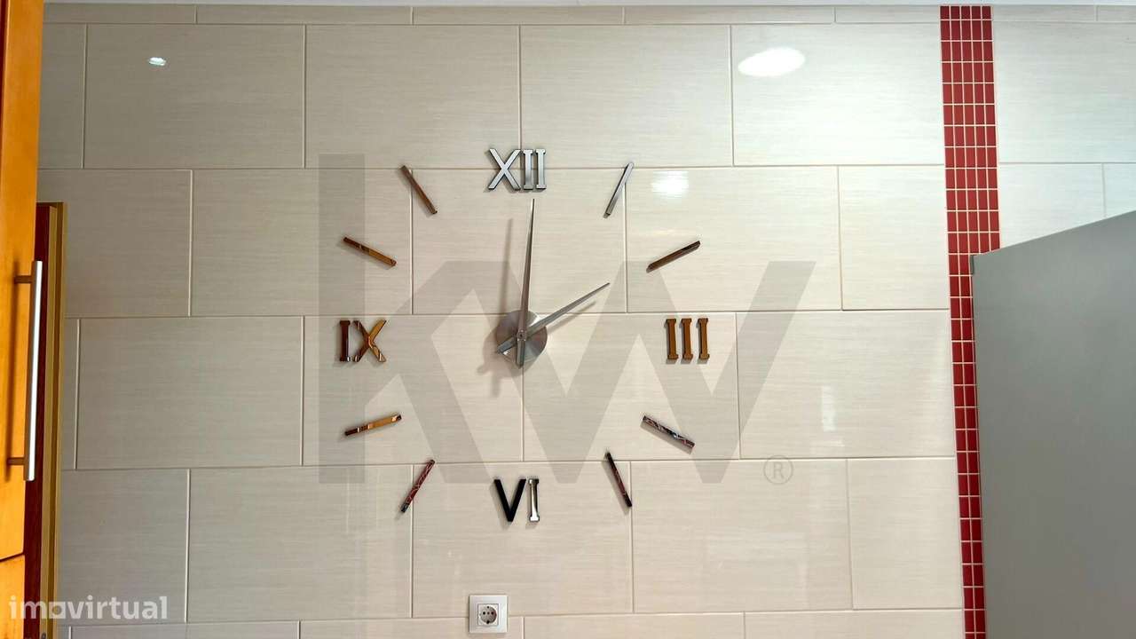 Apartamento T3 para Arrendar com Garagem – Suite e AC em Estômbar (Mex - Grande imagem: 3/19