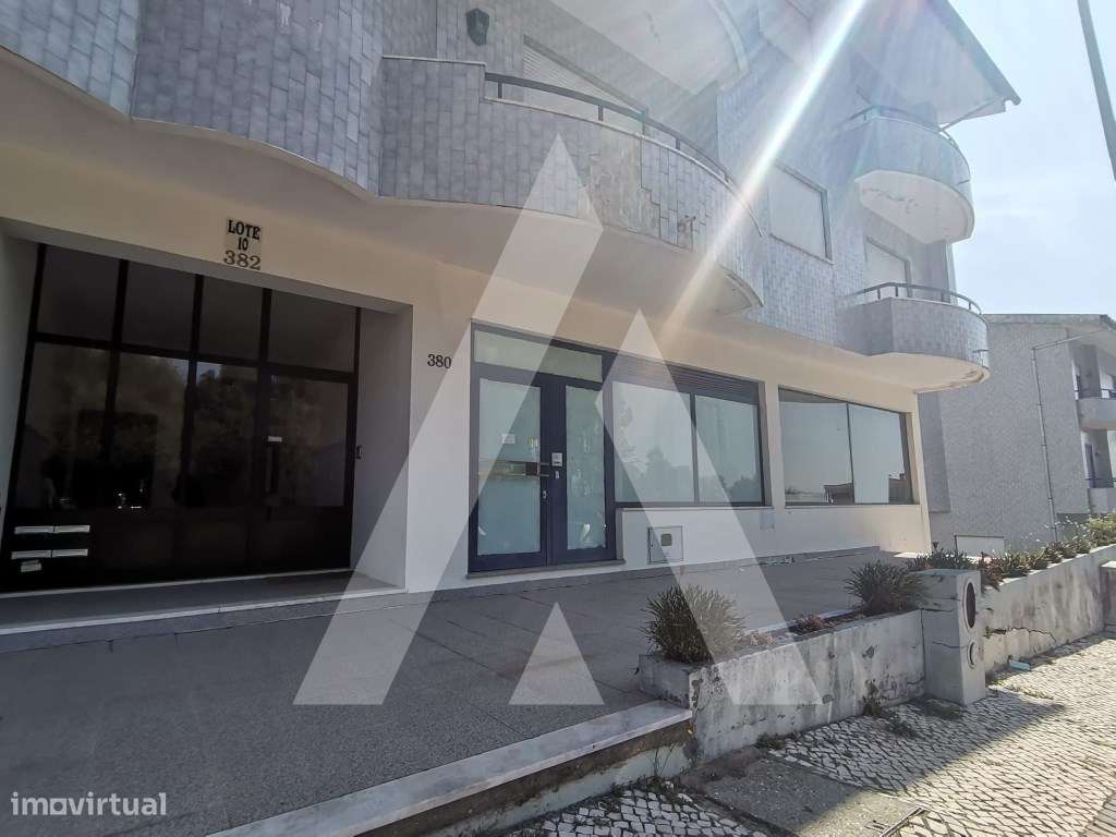 Loja para venda em Oliveira de Azeméis - Grande imagem: 2/13