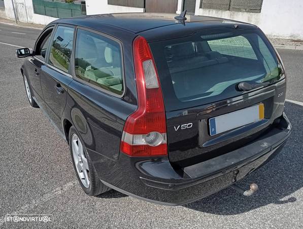 Volvo V50 2.0 D Nível 2 - 7