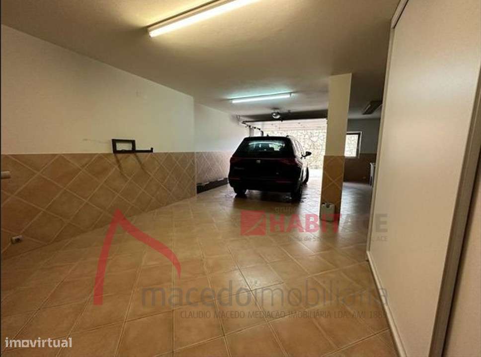 Moradia Individual T3 com piscina em Lomar-24