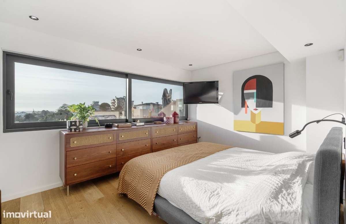 Moradia V3+1 totalmente renovada com vista mar-29