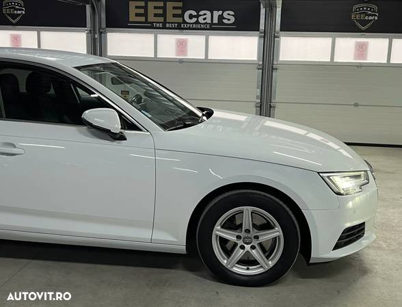 Audi A4 2.0 TDI S tronic Design - 26