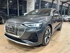 Audi Q8 e-Tron 55 quattro S line - 31