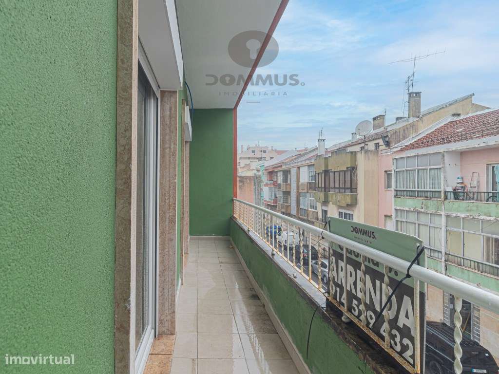 Apartamento T2 Duplex totalmente remodelado-16