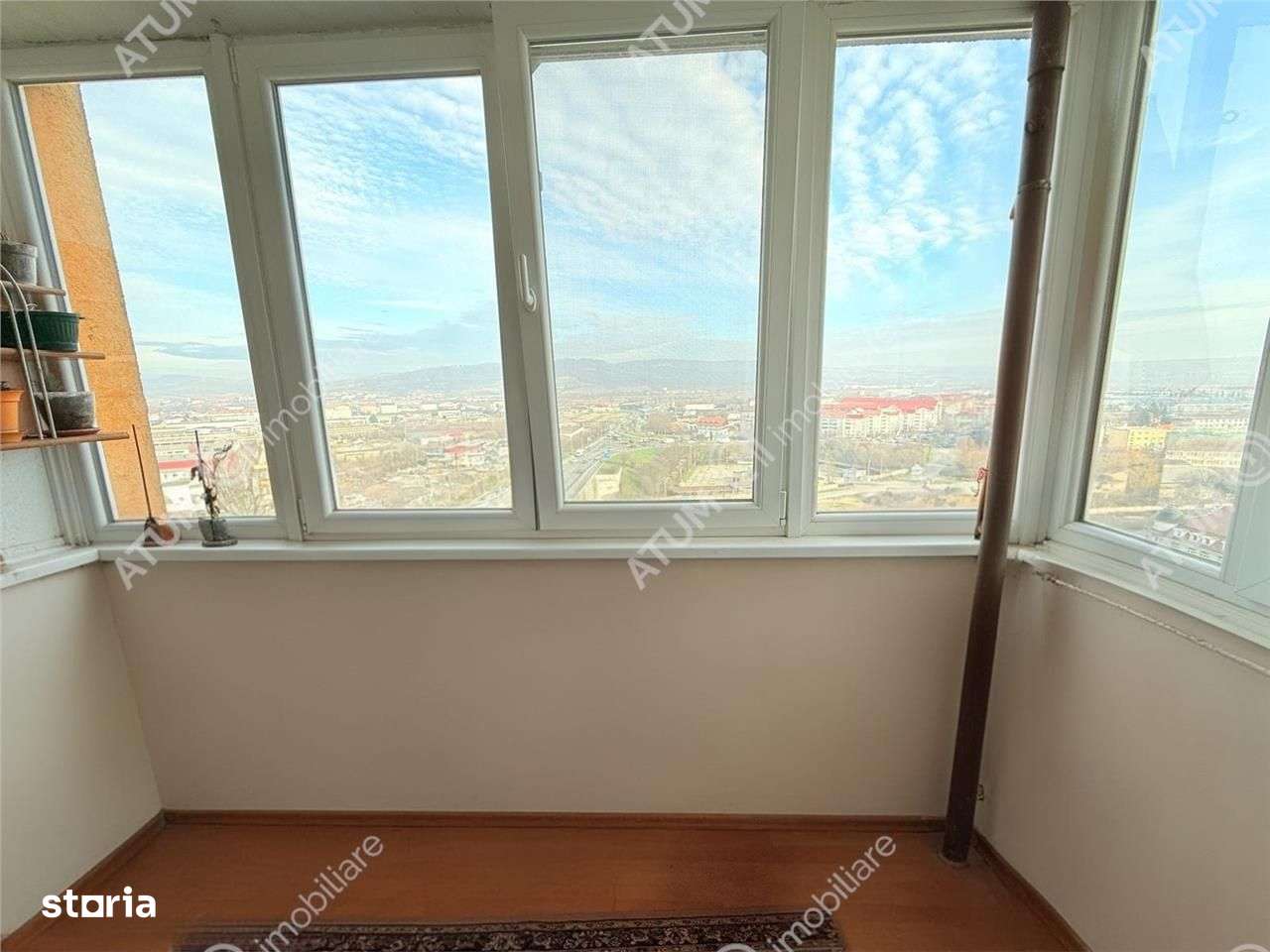 Apartament cu 3 camere decomandate 63 mp utili camara si debara-11