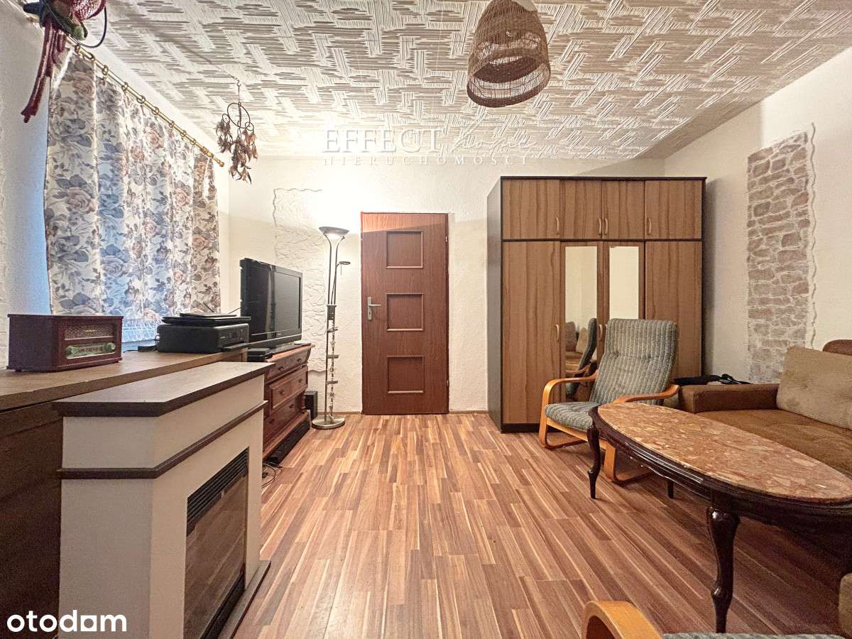 Mieszkanie 2-pokojowe na pierwszym piętrze-0