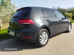 Volkswagen Golf - 6