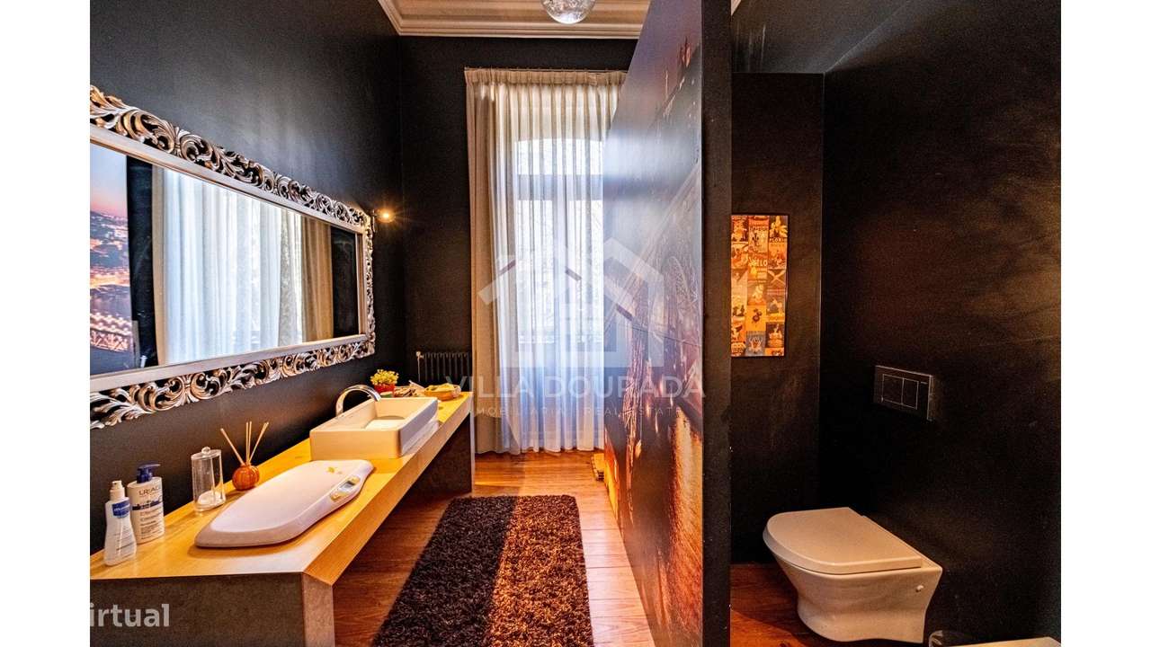 Moradia Geminada T6 em Bonfim-39