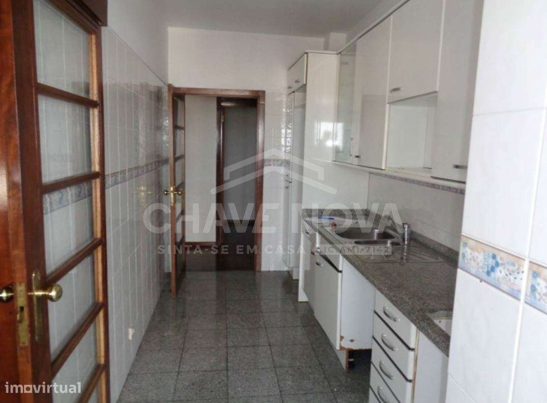 T2 c/ Lavandaria em Rio Tinto - Grande imagem: 5/11