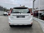 Volvo XC 60 2.0 D4 Momentum - 5