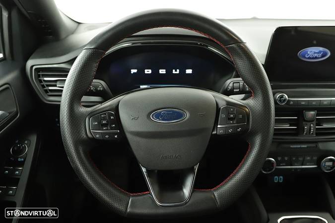 Ford Focus 1.0 EcoBoost MHEV ST-Line - 15