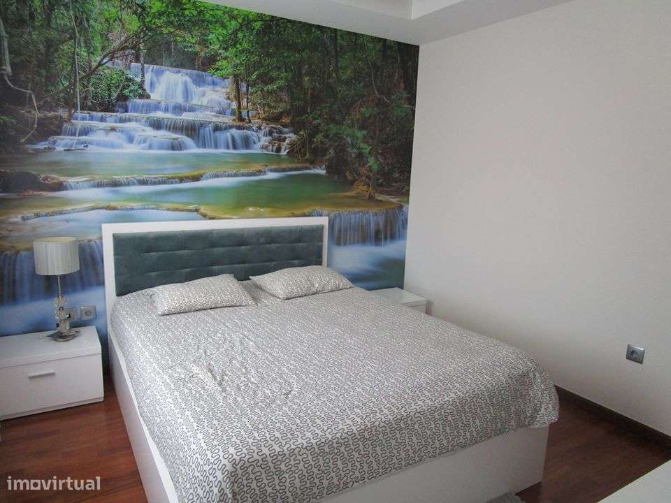 Moradia T4 - Quinta das Luzes - C/ Piscina-12